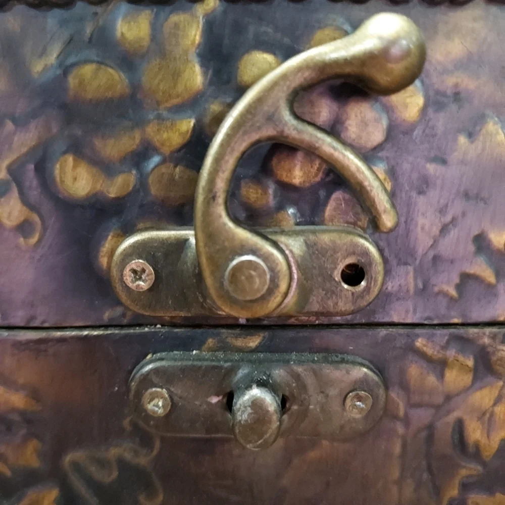 N/A vintage bottle